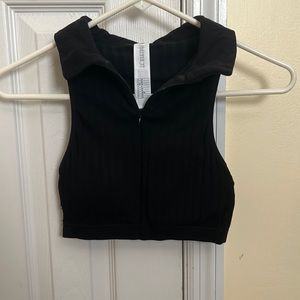 FOREVER 21 BLACK CROPPED-ZIPPED TANK